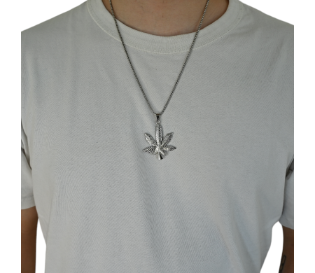 Collier Feuille de Cannabis Argenté