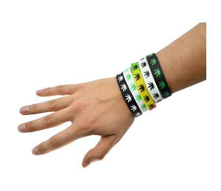 Lot de 5 bracelets silicone cannabis CBD